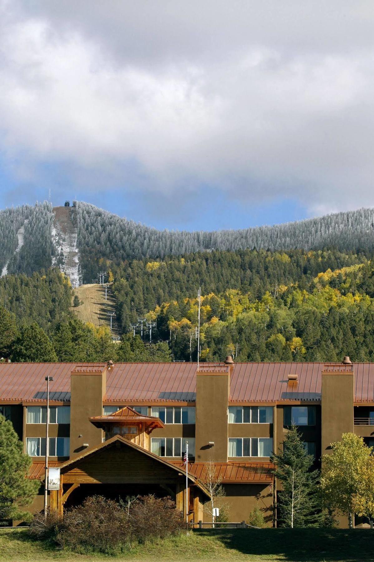 The Lodge At Angel Fire Resort Exterior photo